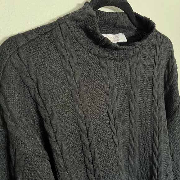 NWOT black cable knit 3/4 sleeve shirt - Picture 3 of 6